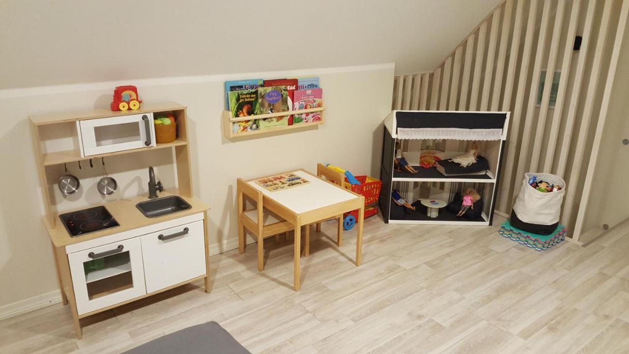 Kuressaare Family And Garden Apartments Экстерьер фото
